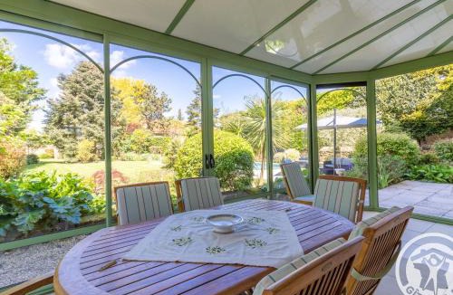 Saint-Georges-sur-Layon Bed & Breakfast | Séjour de charme avec piscine à Saint-Georges-sur-Layon, proche de Saumur et des châteaux de la Loire - FR-1-622-81