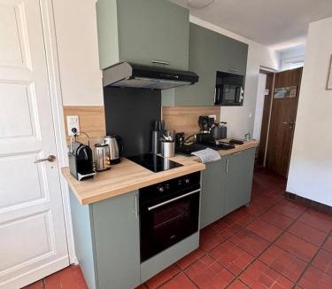 Veules-les-Roses Apartment | Séjour idyllique normand - Appartement cosy à 5 min de la plage - Veules-les-Roses