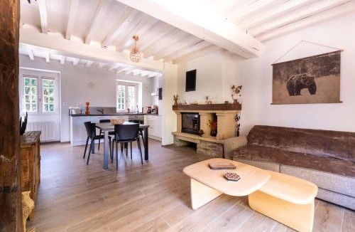 Saint-Aubin-d'Aubigne House | Séjour nature dans un charmant cottage