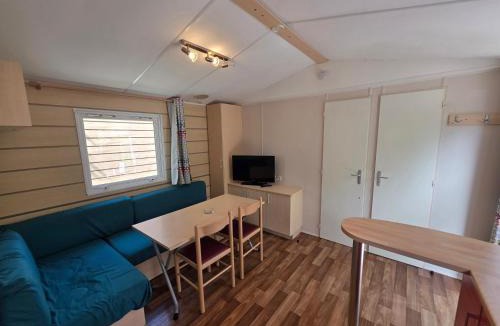 Ivry-la-Bataille Other | Séjour Normandie - Mobilhome Basic 2ch-5p avec TV dans l'Eure