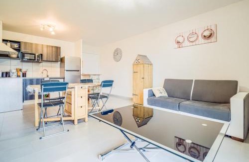 Port-Louis Apartment | Séjour paisible avec terrasse & proche mer