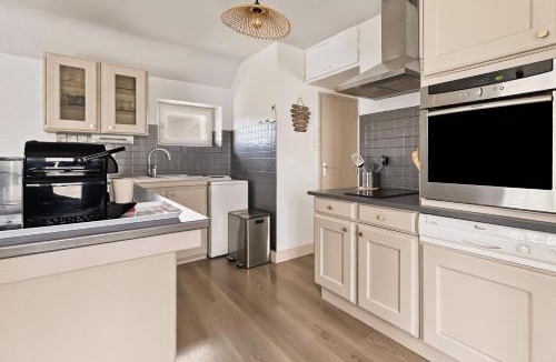 Vimenet Apartment | Séjour paisible en maison de caractère