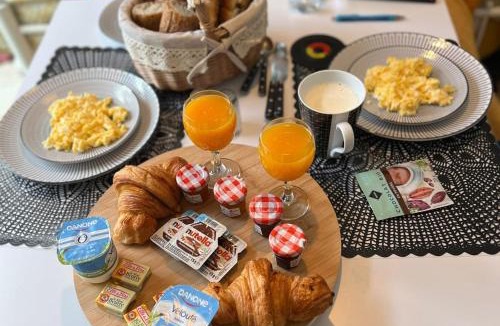 Tilly-sur-Seulles House | Séjour près de Bayeux avec Massages et repas en options