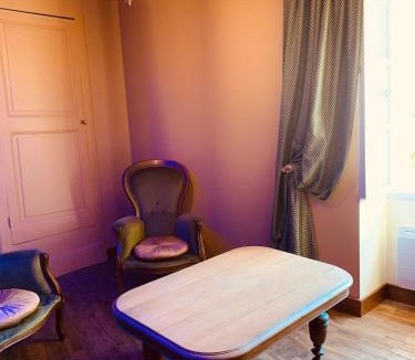 Ploermel Apartment | Séjournez dans la Tour !