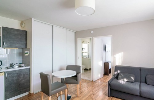 Quartier Calmette Apartment | Séjours & Affaires Caen Le Clos Beaumois