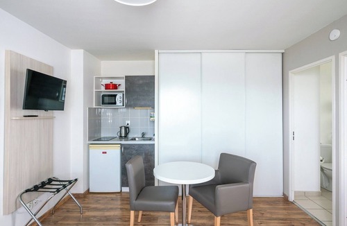 Quartier Calmette Apartment | Séjours & Affaires Caen Le Clos Beaumois