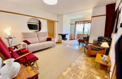 Jaca Apartment | Súper exterior, vistas, amplio y muy agradable!