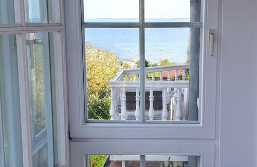 Sierksdorf Apartment | SÜ 4; 2-space; mezzanine; 2 balconies; 58m² - house south beach