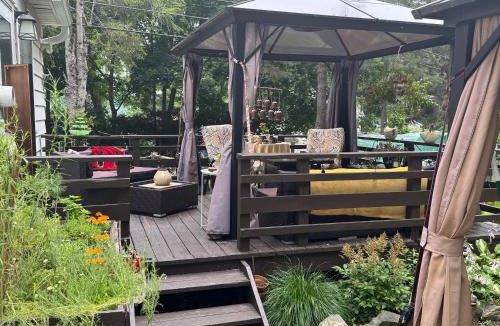 Rochester House | S and S Homestead