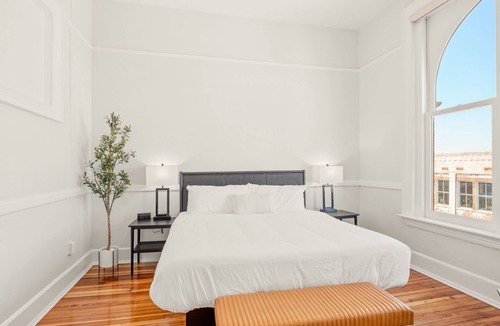 Valdosta House | S & K Suite at The Mckey