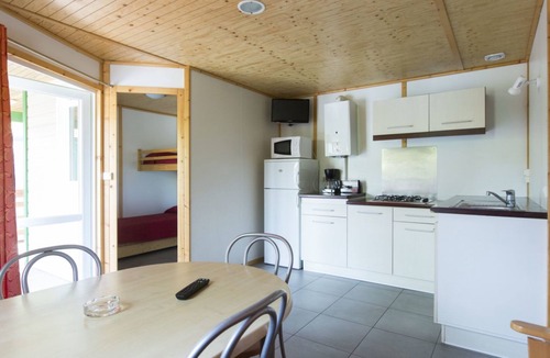 Vilanova I la Geltru Ski Chalet | S No 800 (4 adults + 2 children)