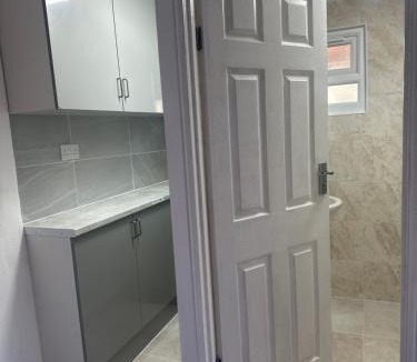 Luton Apartment | S&S stay