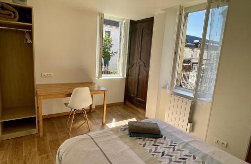 Imphy Apartment | S19 Parking 1 chambre 1 à 2 personnes, facile d'acces A77, Nevers Magny Cours
