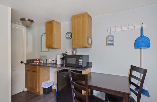 Netarts Apartment | S5 - The Drop - Surf Inn