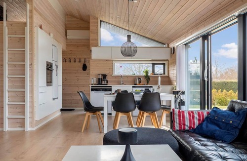 Strøby Ladeplads House | S749 Strøby - Nattergalevej 9