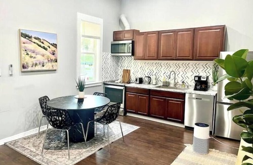 Glenwood House | Saadallah Cozy-ta