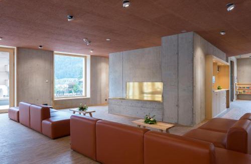 Saanen Hostel | Saanen Gstaad Youth Hostel