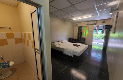 Sabak Aur Hotel | Sabak Awor Resort