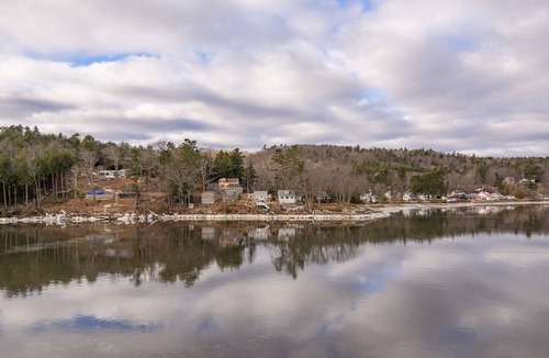 Greene Villa | Sabattus Lake Sleeps 5