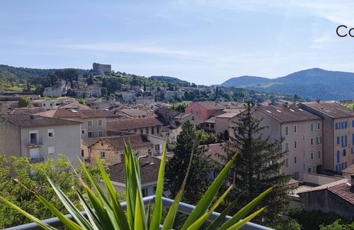 Vaison-la-Romaine Apartment | Sabine's Terrace