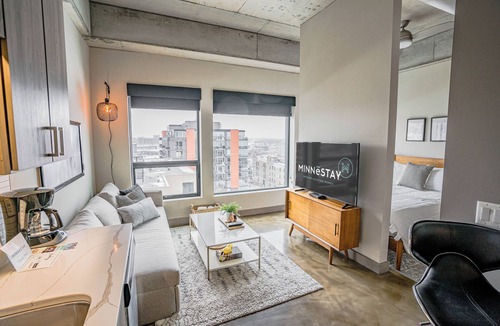 Warehouse District Apartment | Sable 801 - Alcove