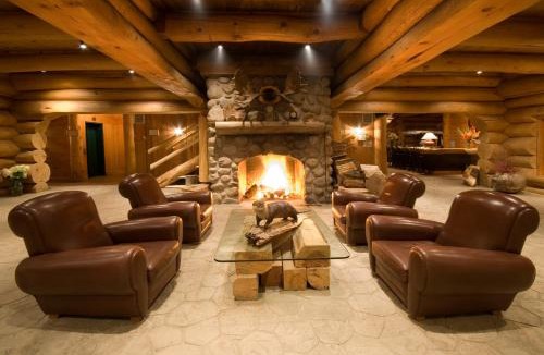 Saint-Alexis-des-Monts Hotel | Sacacomie Hôtel et Spa