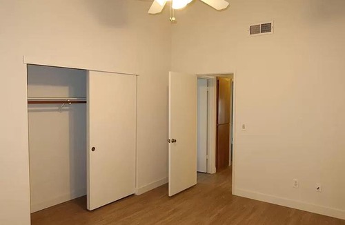 Pocket Apartment | Sacramento 1