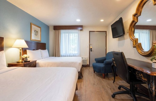 Sacramento Hotel | Sacramento Inn & Suites Cal Expo I-80