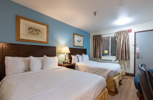 Sacramento Hotel | Sacramento Inn & Suites Cal Expo I-80