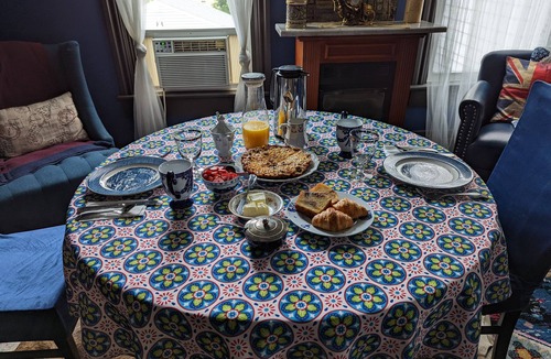 New Castle Bed & Breakfast | Sacred Lotus Suite