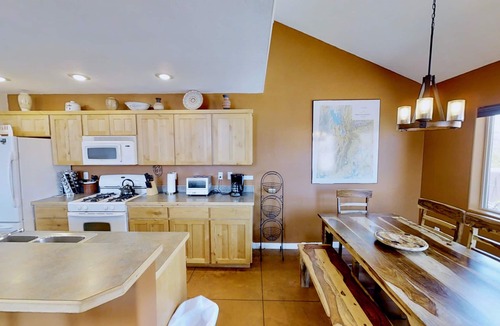 Moab South Valley Condo | Saddle Creek 3A1 | 3 Bed, 2.5 Bath