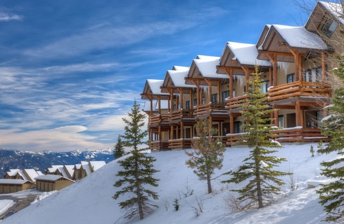 Saddle Ridge House | Saddle Ridge Ski in/Ski out condo, private hot tub