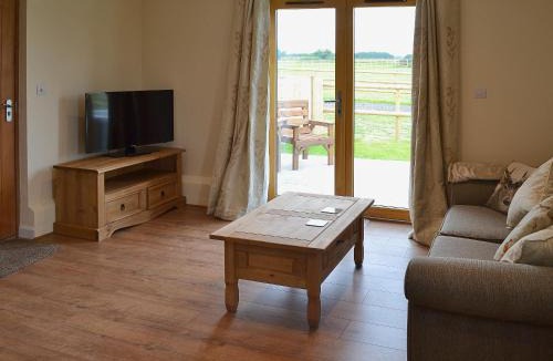 Denton House | Saddlers Cottage