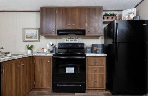 Sylvester Apartment | Sadler Suite