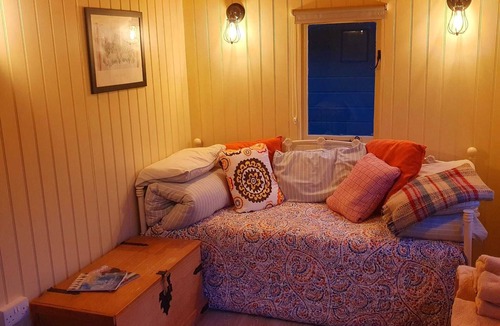 Saint Kew Cabin | Safari Cornwall - Sheperd's Hut