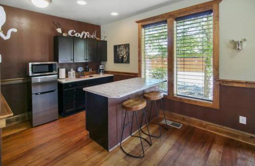 Jacksonville Apartment | Safari Cottage