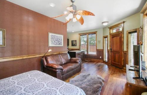 Jacksonville Apartment | Safari Cottage