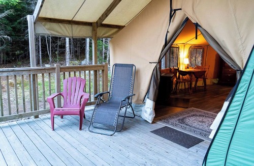 Saint Patrick RV Rental | Safari Glamping Tent | Forest Retreat & Hot Tubs!