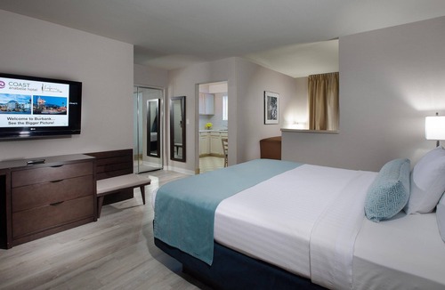Burbank Hotel | Safari Inn Burbank/Universal, a Coast Hotel