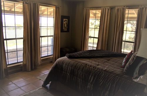 Telegraph Cabin | Safari Stay