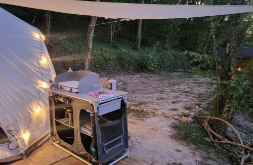 Segonzac Other | Safari Tent DeLuxe - La Bohème - on Campsite in Saint Robert, Camping Florecer