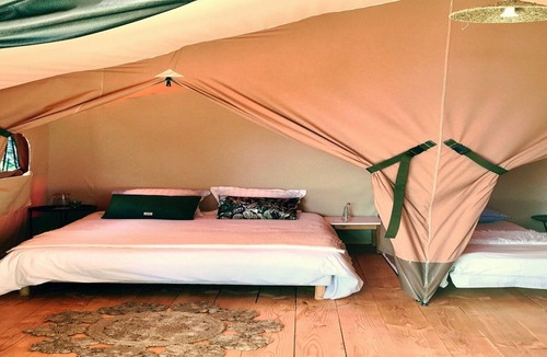 Meze Ski Chalet | Safari Tent for 4 persons