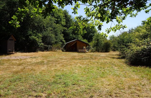 Le Champ-Saint-Pere House | Safari tent in a large location