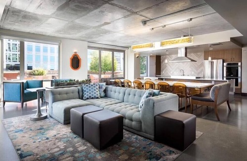 Downtown San Jose Apartment | Safe 1BR w. Controlled Access & Night Patrol