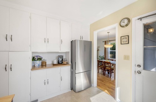 Everett Apartment | Safe and Cozy North Everett Charming OASIS - Centrally Located