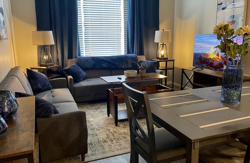 Town and Country Apartment | Safe & Desireable Des Peres