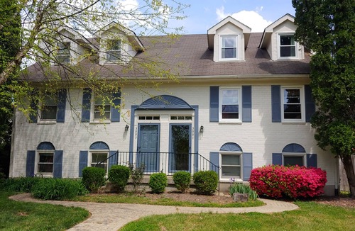 Buechel House | Safe, scenic, and convenient. Bordering a State Park!