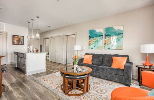Broad Ripple Apartment | Safe secure place close to butler university and downtown