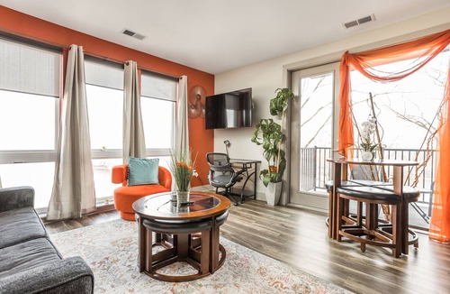 Broad Ripple Apartment | Safe secure place close to butler university and downtown
