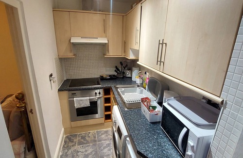 Tilbury Apartment | Safe Space Away From Home